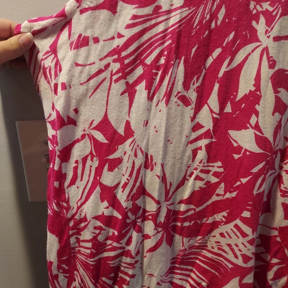 Lane Bryant Pink and White Floral 3/4 Sleeve Button Front Cardigan in Size 26/28 - Picture 8 of 13